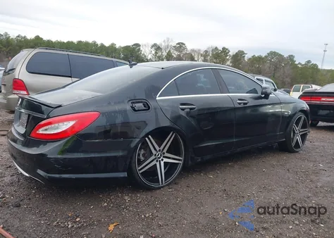 2012 Mercedes-Benz Cls 550 z USA, uszkodzony, nr VIN WDDLJ7DB9CA040547